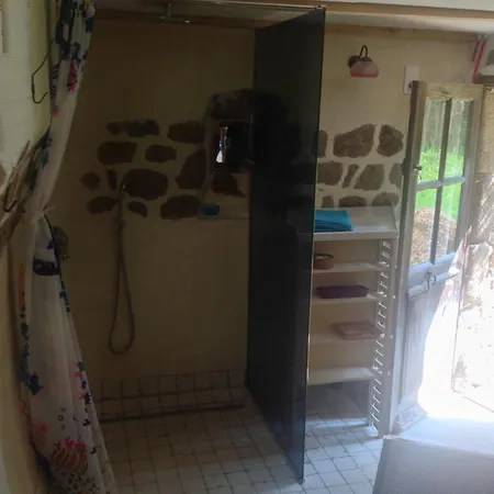 Dom wakacyjny Rural Insolite Le Petit Cabanon Préaux